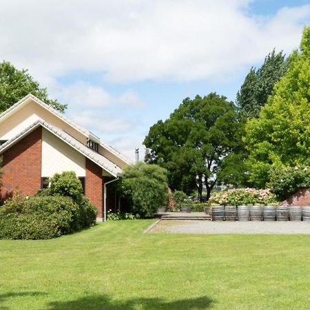 Fairhall Guest Lodge Woodbourne Bagian luar foto