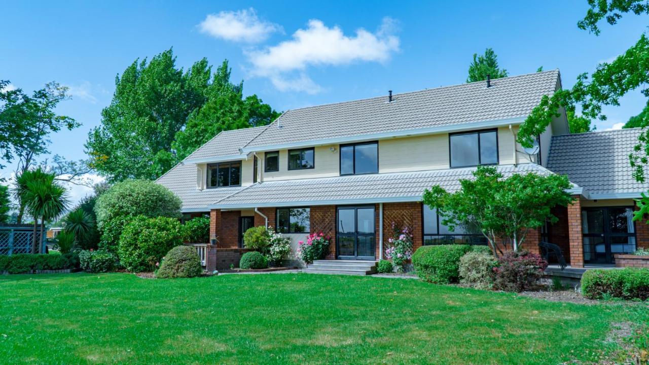 Fairhall Guest Lodge Woodbourne Bagian luar foto