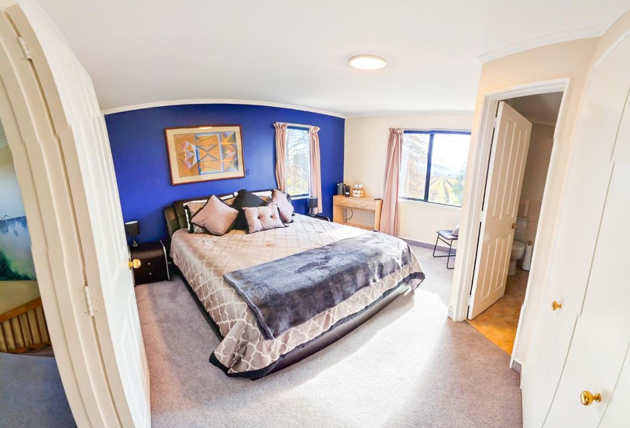 Fairhall Guest Lodge Woodbourne Bagian luar foto