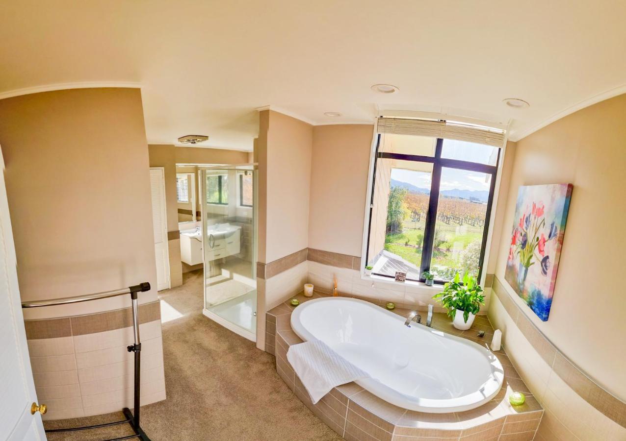 Fairhall Guest Lodge Woodbourne Bagian luar foto