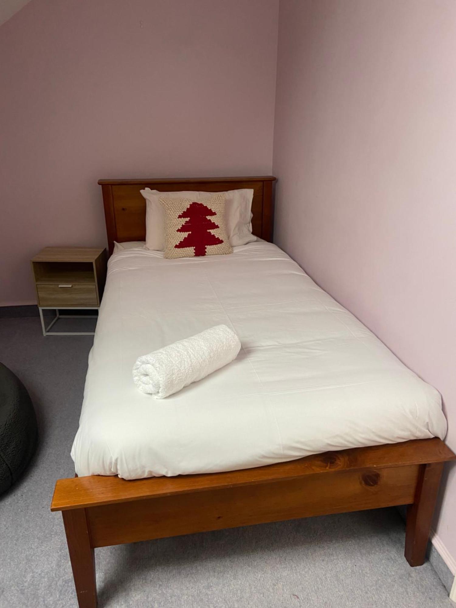 Fairhall Guest Lodge Woodbourne Bagian luar foto