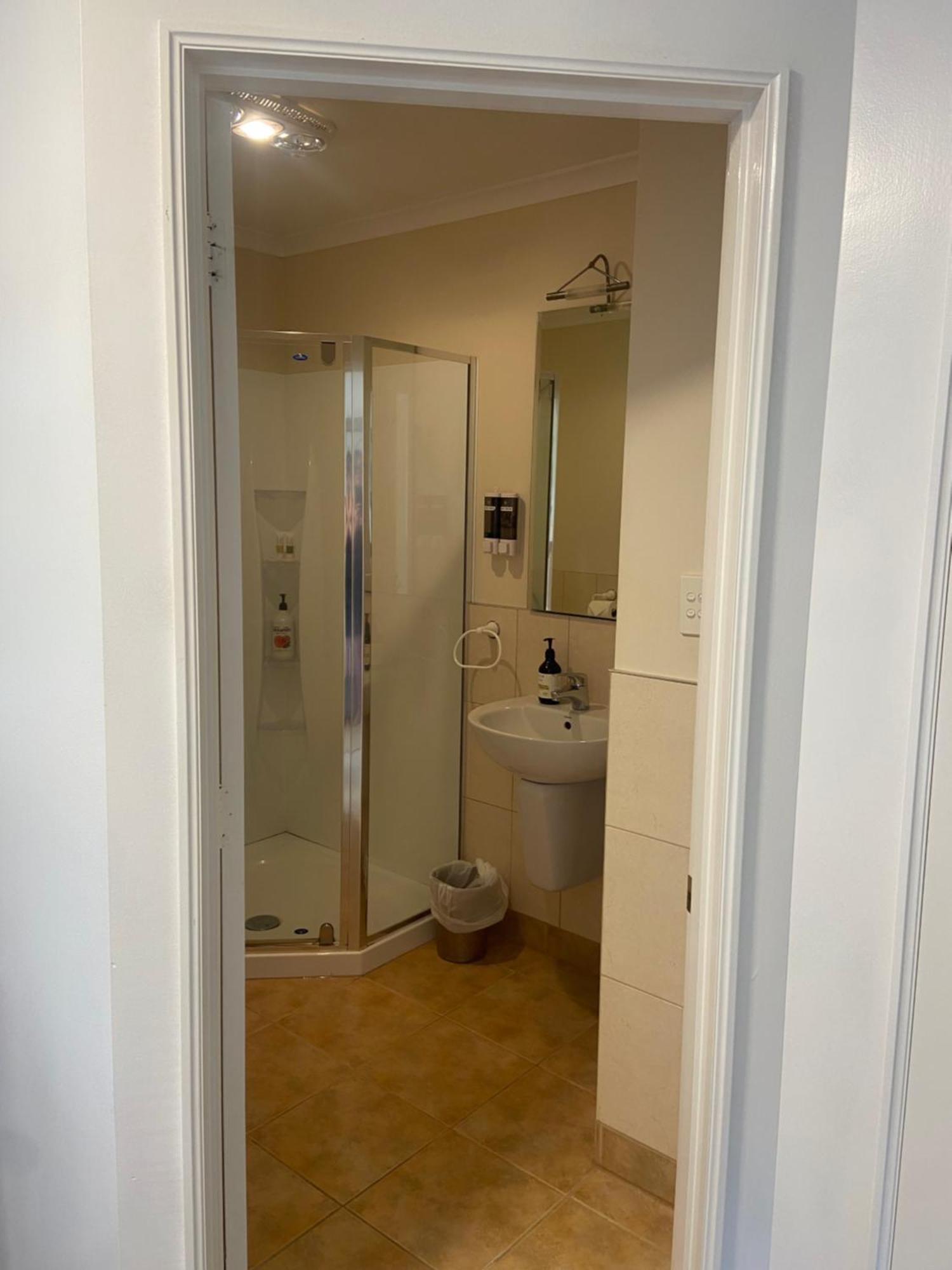 Fairhall Guest Lodge Woodbourne Bagian luar foto